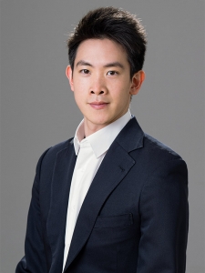 PiotrHuang 600x800